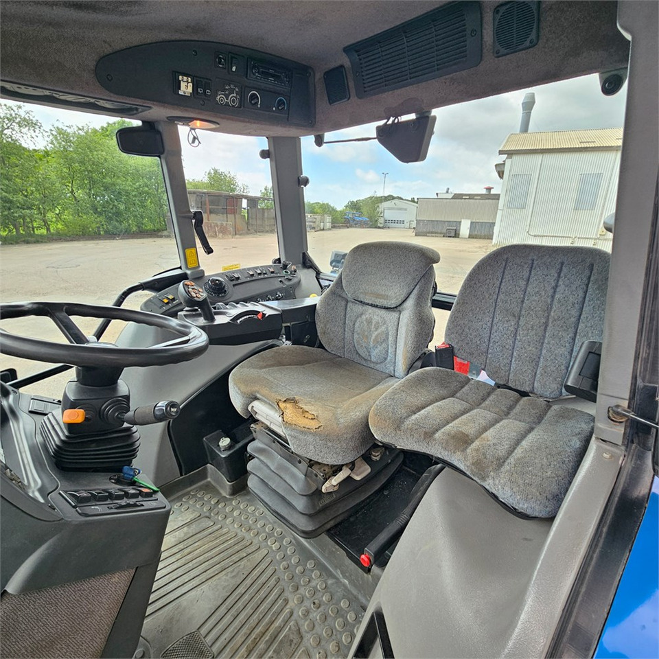 Tractor New Holland T7550: foto 10