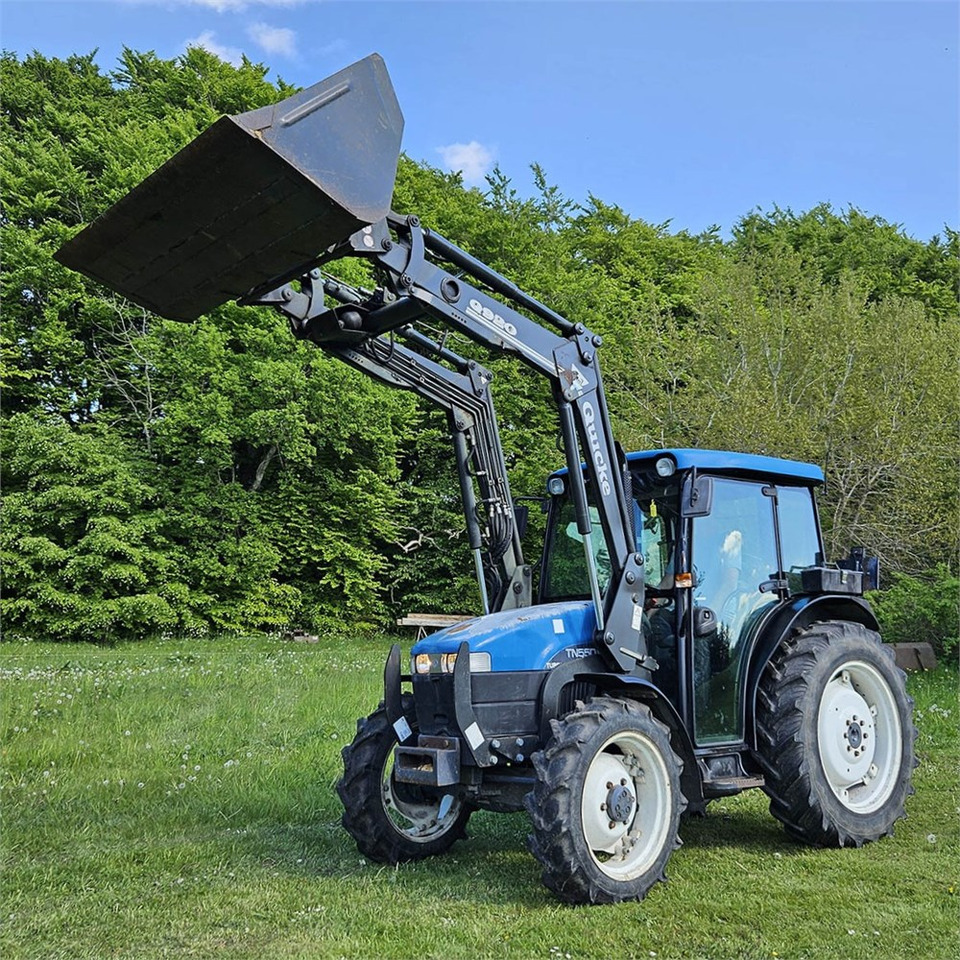 New Holland TN55D - Tractor: foto 5 New Holland TN55D - Tractor: foto 5