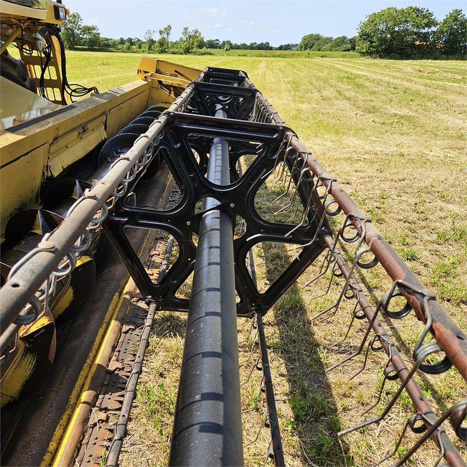 Cosechadora New Holland TX68: foto 47