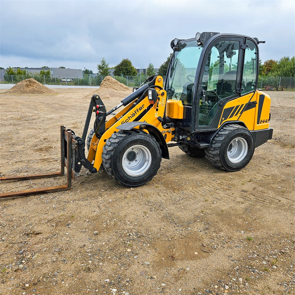 Schaeff 2445 - Cargadora de ruedas: foto 1 Schaeff 2445 - Cargadora de ruedas: foto 1