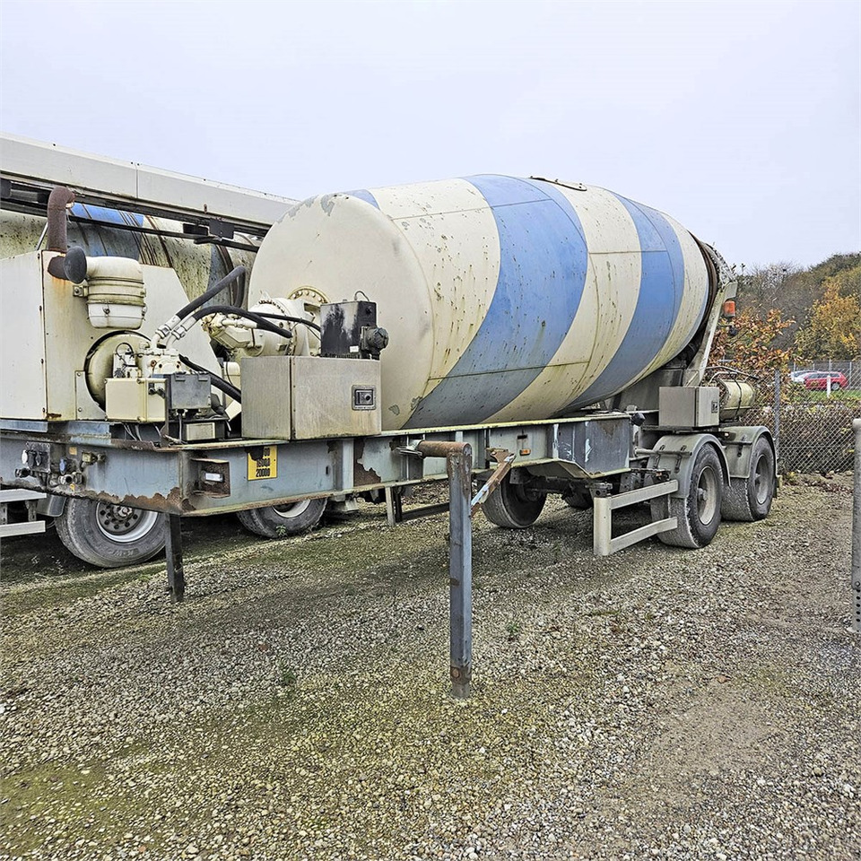 Schwing Stetter 10m3 - Hormigonera: foto 1 Schwing Stetter 10m3 - Hormigonera: foto 1