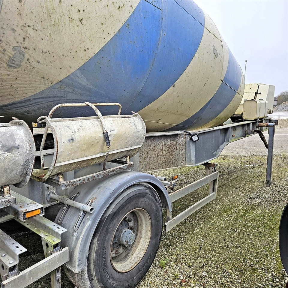 Schwing Stetter 10m3 - Hormigonera: foto 4 Schwing Stetter 10m3 - Hormigonera: foto 4