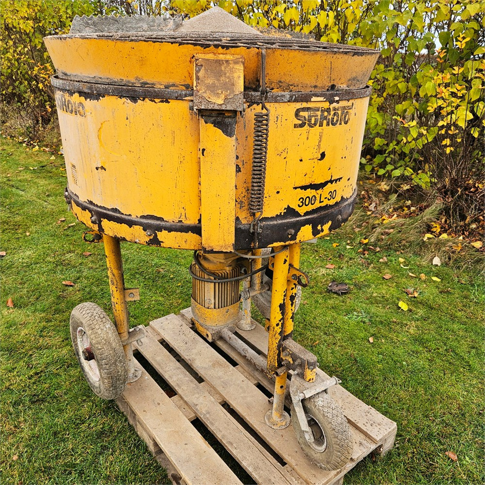 Soroto 300 L-30 - Hormigonera: foto 4 Soroto 300 L-30 - Hormigonera: foto 4