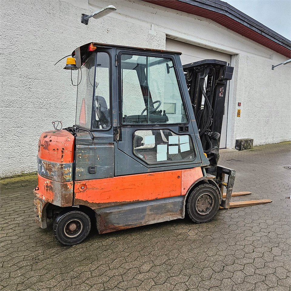 Toyota 7FBMF30 - Carretilla elevadora: foto 4 Toyota 7FBMF30 - Carretilla elevadora: foto 4