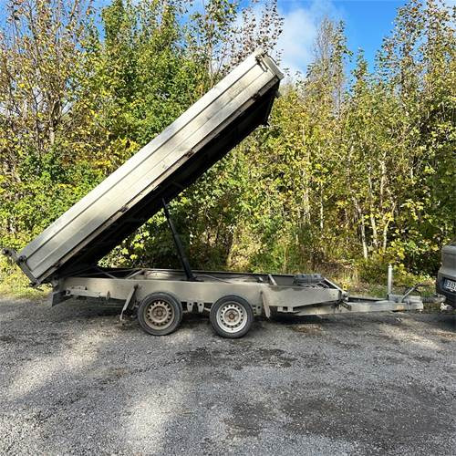 VA 3519 TB - Remolque de coche: foto 1 VA 3519 TB - Remolque de coche: foto 1