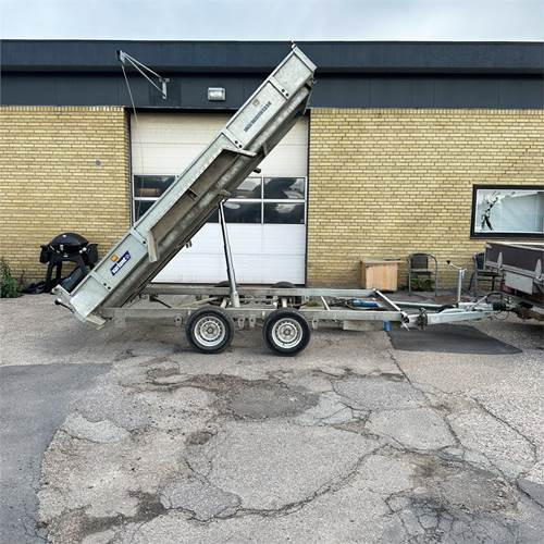 Variant VA3517 MT - Remolque de coche: foto 2 Variant VA3517 MT - Remolque de coche: foto 2