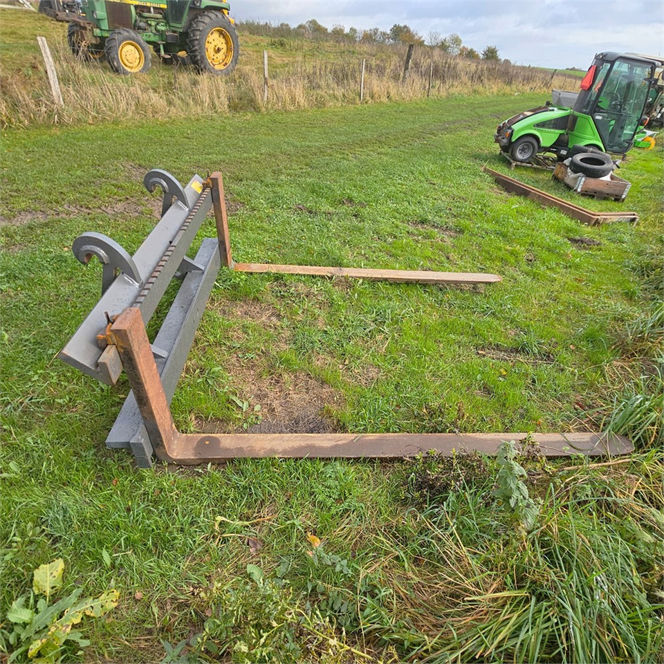 Volvo 83771 - Horquillas: foto 1 Volvo 83771 - Horquillas: foto 1