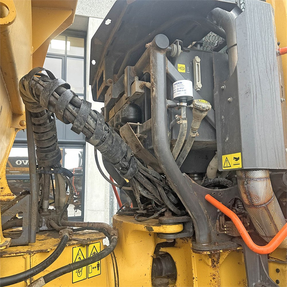 Dúmper articulado Volvo A30 G: foto 41