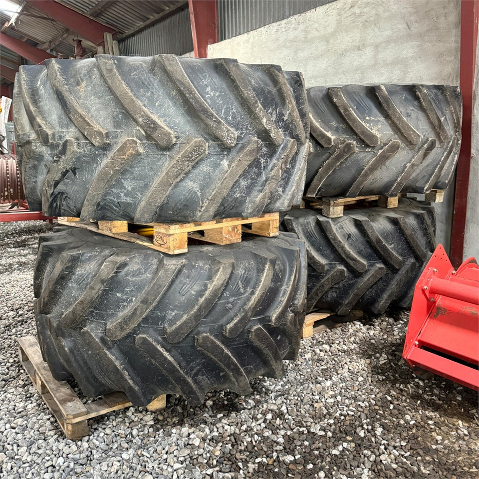 Neumáticos y llantas para Maquinaria de construcción Volvo L 70 / L 90 Hjul: foto 1