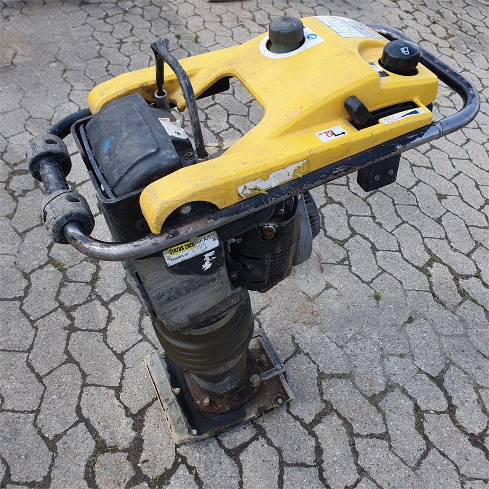 Wacker Neuson BS60-2i - Vibroapisonador: foto 2 Wacker Neuson BS60-2i - Vibroapisonador: foto 2