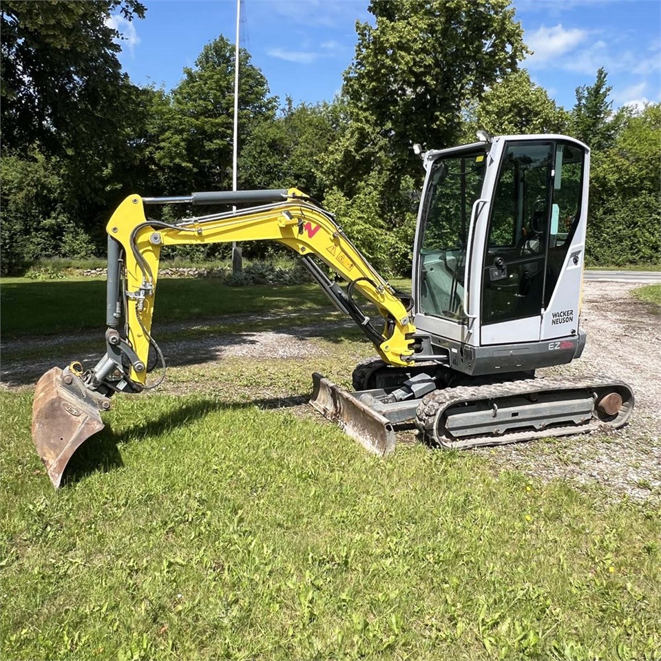 Wacker Neuson EZ26 - Miniexcavadora: foto 2 Wacker Neuson EZ26 - Miniexcavadora: foto 2