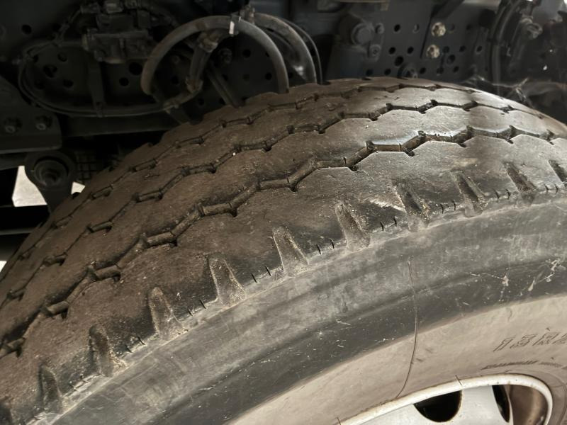 Cabeza tractora Mercedes AROCS 2046: foto 11