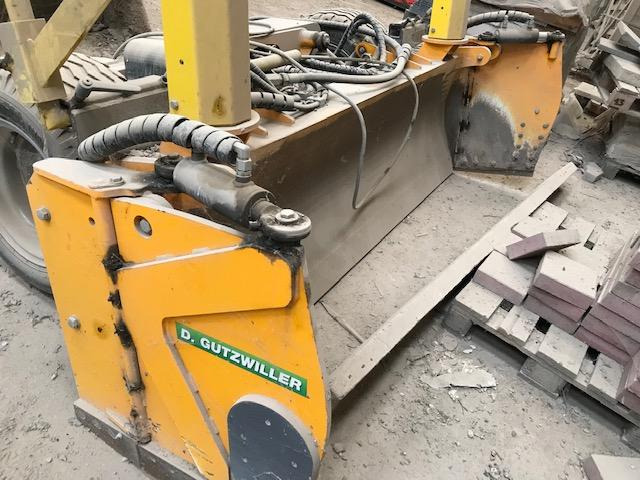 GUTZWILLER FG 20 - Hoja de bulldozer para Bulldozer: foto 4 GUTZWILLER FG 20 - Hoja de bulldozer para Bulldozer: foto 4