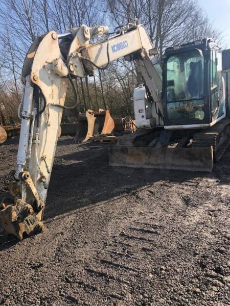 Kobelco SK 75SR-3E - Miniexcavadora: foto 1 Kobelco SK 75SR-3E - Miniexcavadora: foto 1