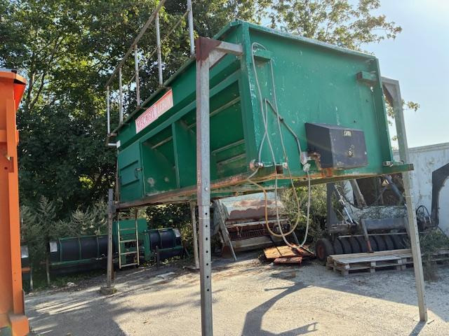 MEGAGIL LEBON FERRY 6,5M3 - Esparcidor de sal: foto 2 MEGAGIL LEBON FERRY 6,5M3 - Esparcidor de sal: foto 2