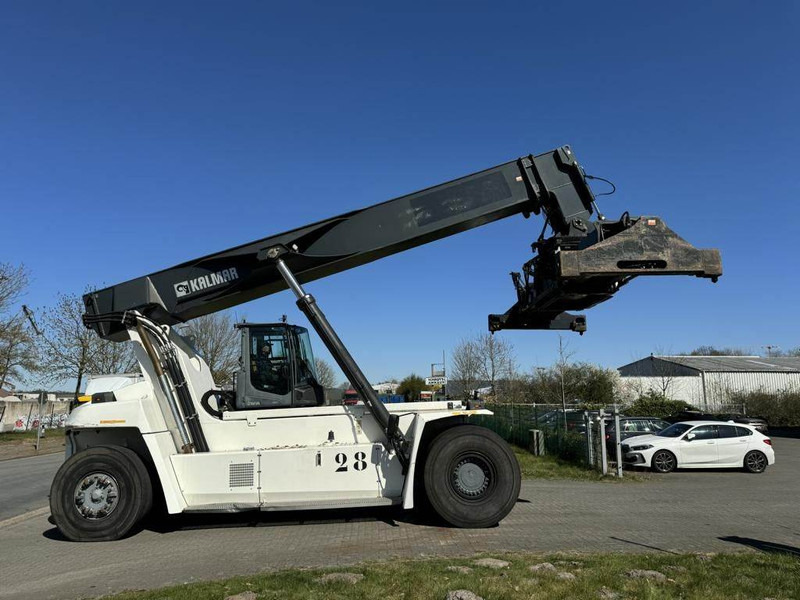 Kalmar DRG450-60S5 - Reach stacker: foto 1 Kalmar DRG450-60S5 - Reach stacker: foto 1