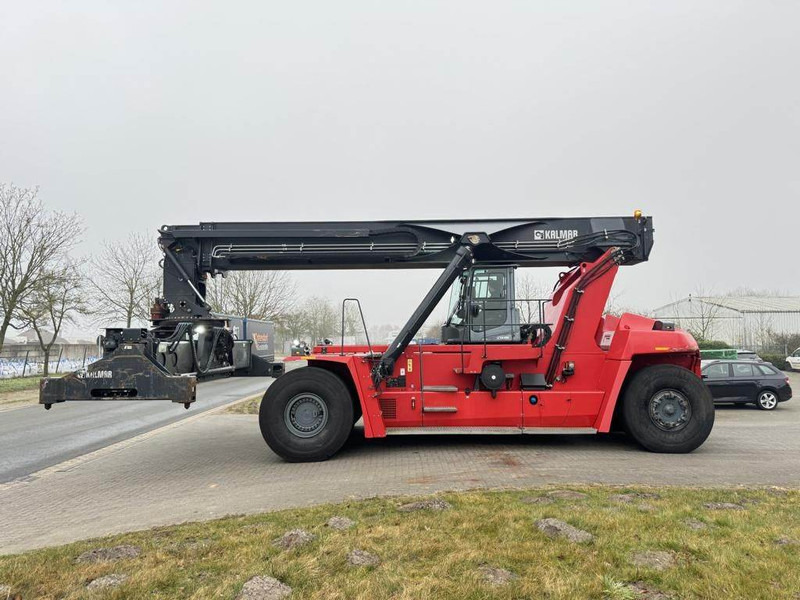 Kalmar DRG450-65S5 - Reach stacker: foto 1 Kalmar DRG450-65S5 - Reach stacker: foto 1