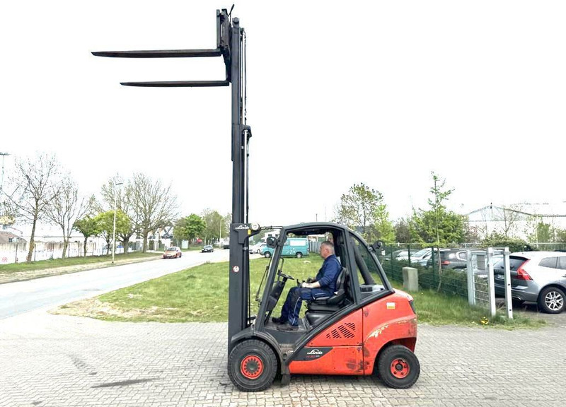 Linde H30D-02 - Carretilla elevadora diésel: foto 2 Linde H30D-02 - Carretilla elevadora diésel: foto 2