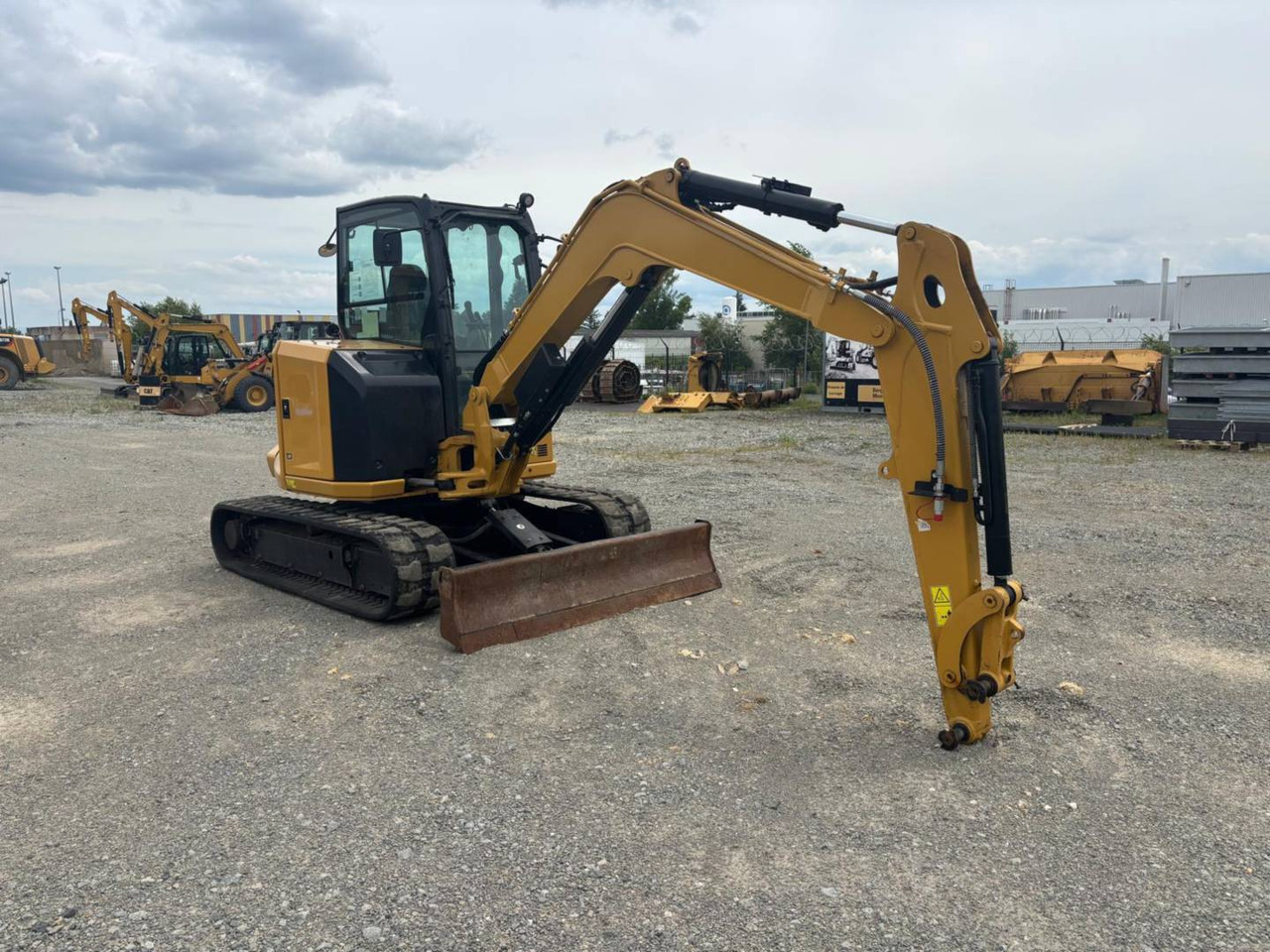 CAT 305 - Excavadora de cadenas: foto 1 CAT 305 - Excavadora de cadenas: foto 1