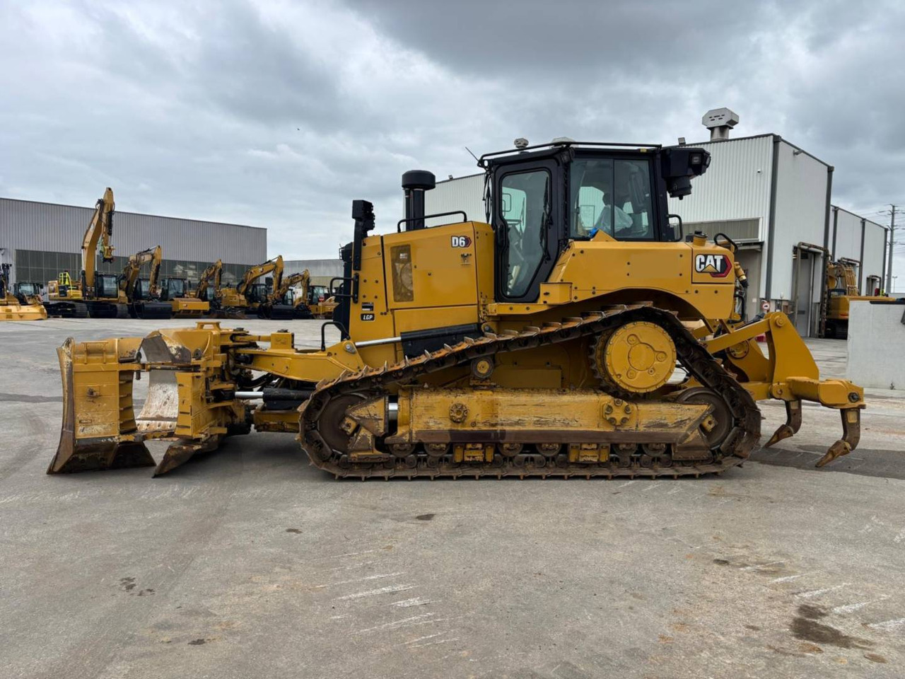 Bulldozer CAT D6 VPAT: foto 11