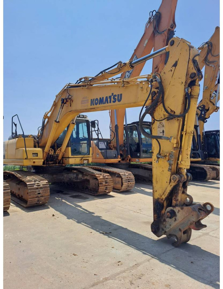 KOMATSU PC210LC - Excavadora de cadenas: foto 2 KOMATSU PC210LC - Excavadora de cadenas: foto 2