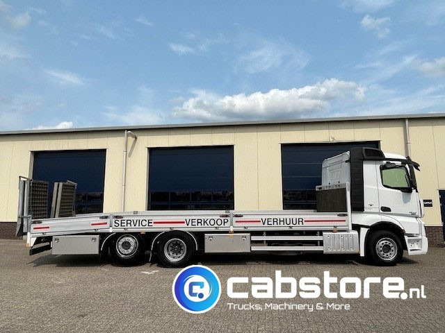 Mercedes-Benz ACTROS Mercedes Benz Actros 2642 6x2 Euro 6 oprijwagen - Bouwjaar 2012 - Volledig luchtgeveerd - Hydraulische rampen - Liftas - APK 11-2025 !! - Laadvermogen - Camión portavehículos: foto 5 Mercedes-Benz ACTROS Mercedes Benz Actros 2642 6x2 Euro 6 oprijwagen - Bouwjaar 2012 - Volledig luchtgeveerd - Hydraulische rampen - Liftas - APK 11-2025 !! - Laadvermogen - Camión portavehículos: foto 5