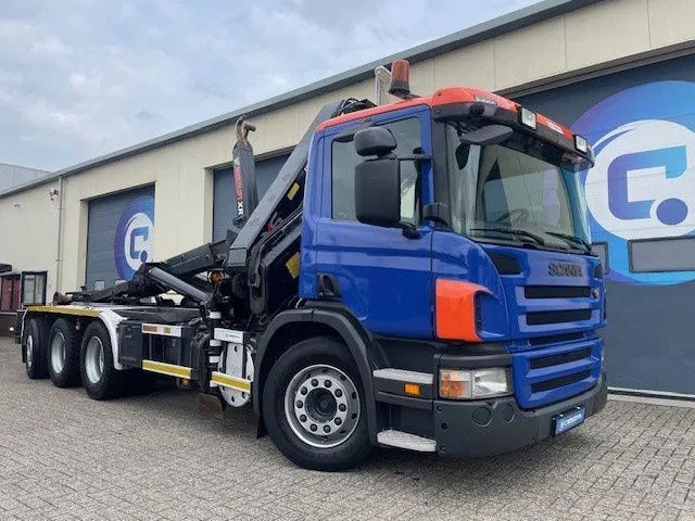 Scania P380 LB 8x4*4 HNA Euro 5 - HIAB 211 E-3 Hipro Crane with remote control + Multilift XR26S61 Hooklift - Year 2009 - Km 336.501 !! - Good condition - Camión multibasculante, Camión grúa: foto 1 Scania P380 LB 8x4*4 HNA Euro 5 - HIAB 211 E-3 Hipro Crane with remote control + Multilift XR26S61 Hooklift - Year 2009 - Km 336.501 !! - Good condition - Camión multibasculante, Camión grúa: foto 1