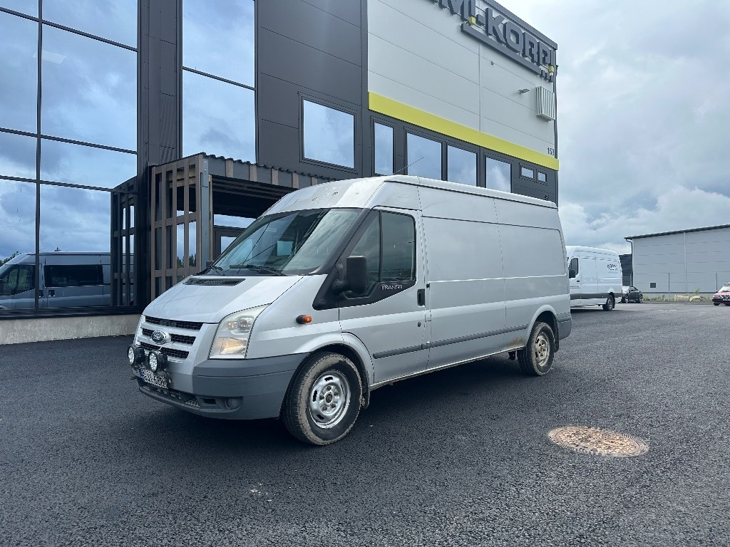 Ford Transit T350 4X4 huoltohyllyt - Furgón: foto 1 Ford Transit T350 4X4 huoltohyllyt - Furgón: foto 1