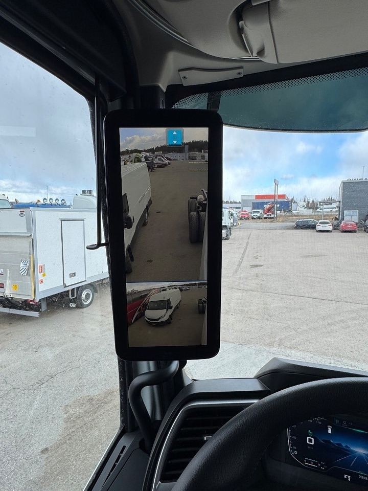 Camión chasis nuevo Iveco S-Way AS260S50Y/FS CM UUTTA MALLIA: foto 14