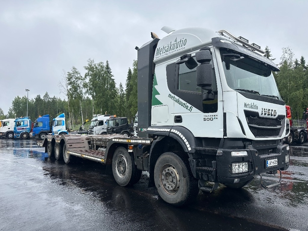 Iveco Trakker AT410T500 10x4 - Camión forestal: foto 2 Iveco Trakker AT410T500 10x4 - Camión forestal: foto 2