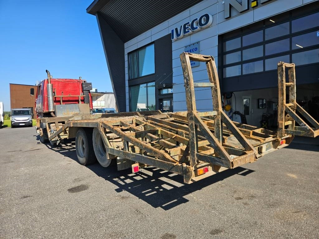 Camión forestal Sisu SM300 8X2: foto 7 Camión forestal Sisu SM300 8X2: foto 7