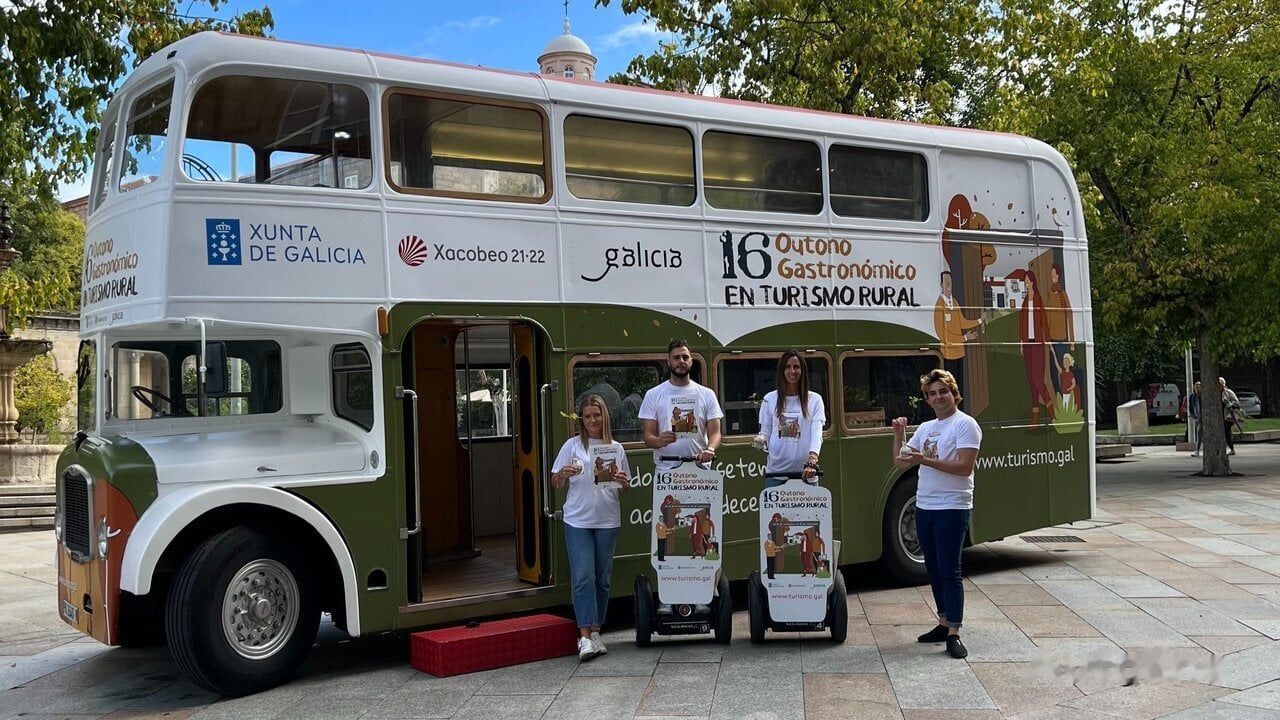 British Bus Bristol Lodekka FLF promotional exhibition unit - Autobús de dos pisos: foto 2 British Bus Bristol Lodekka FLF promotional exhibition unit - Autobús de dos pisos: foto 2
