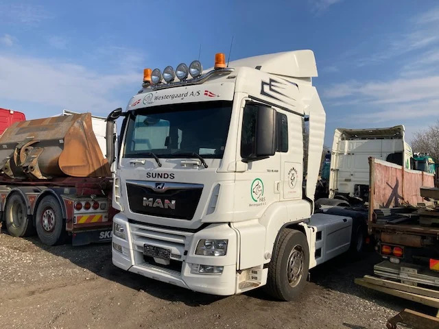MAN TGS 18.460 - Cabeza tractora: foto 2 MAN TGS 18.460 - Cabeza tractora: foto 2