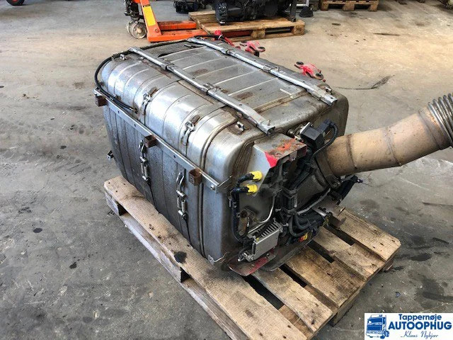 Mercedes-Benz Actros 2551 Exhaust P/N: A007 490 58 12 - Silenciador/ Sistema de escape para Camión: foto 1 Mercedes-Benz Actros 2551 Exhaust P/N: A007 490 58 12 - Silenciador/ Sistema de escape para Camión: foto 1