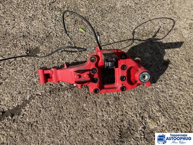 DAF cabin bracket – DAF 1922170 - Piezas de recambio para Camión: foto 2 DAF cabin bracket – DAF 1922170 - Piezas de recambio para Camión: foto 2