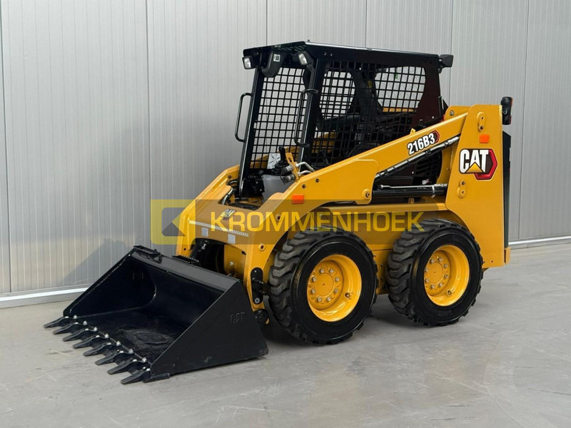 Caterpillar 216 B3 - Minicargadora: foto 2 Caterpillar 216 B3 - Minicargadora: foto 2