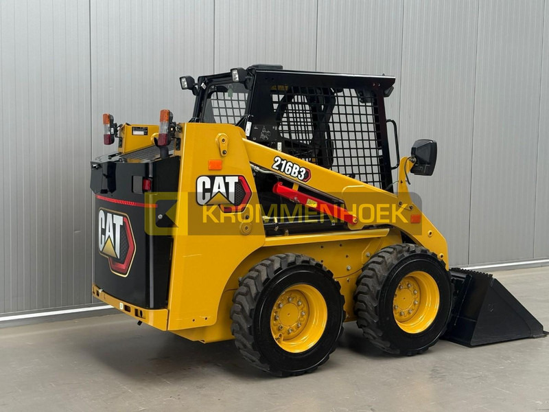 Caterpillar 216 B3 - Minicargadora: foto 4 Caterpillar 216 B3 - Minicargadora: foto 4