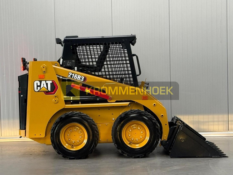 Caterpillar 216 B3 - Minicargadora: foto 5 Caterpillar 216 B3 - Minicargadora: foto 5