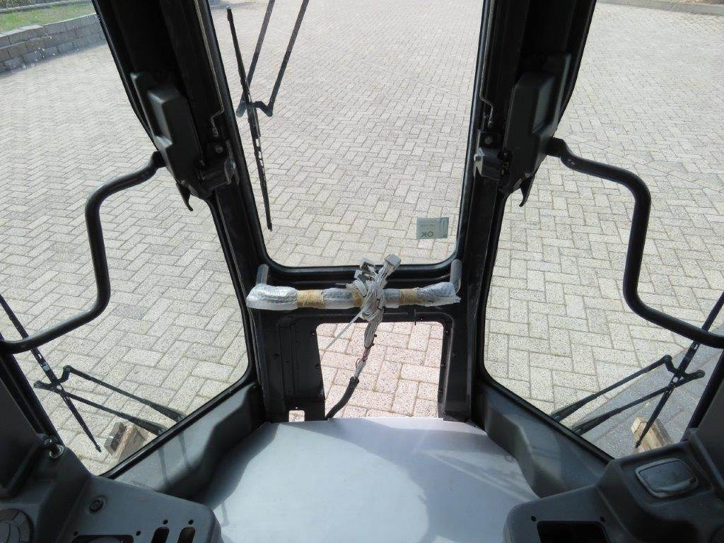 Cabina para Maquinaria de construcción New Holland CE: foto 18 Cabina para Maquinaria de construcción New Holland CE: foto 18