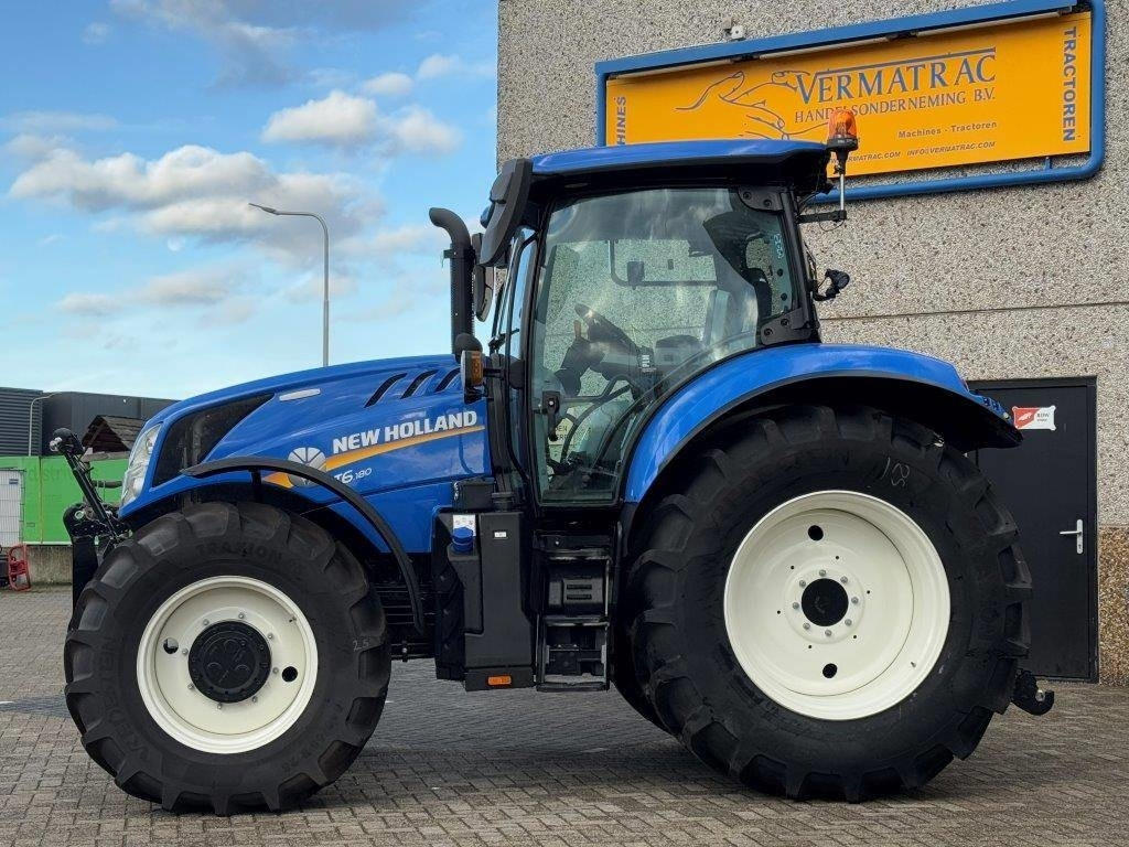 New Holland T6.180 Dynamic Command, frontlinkage, Stage V, GPS - Tractor: foto 2 New Holland T6.180 Dynamic Command, frontlinkage, Stage V, GPS - Tractor: foto 2