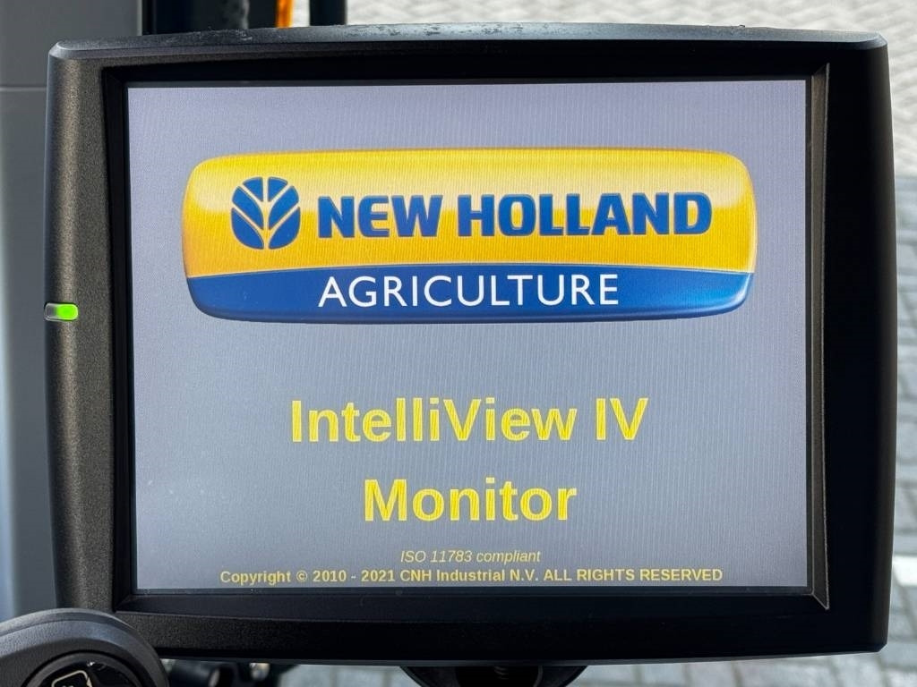 Tractor New Holland T7.270 Auto Command, frontlinkage + PTO,1091 hr: foto 25