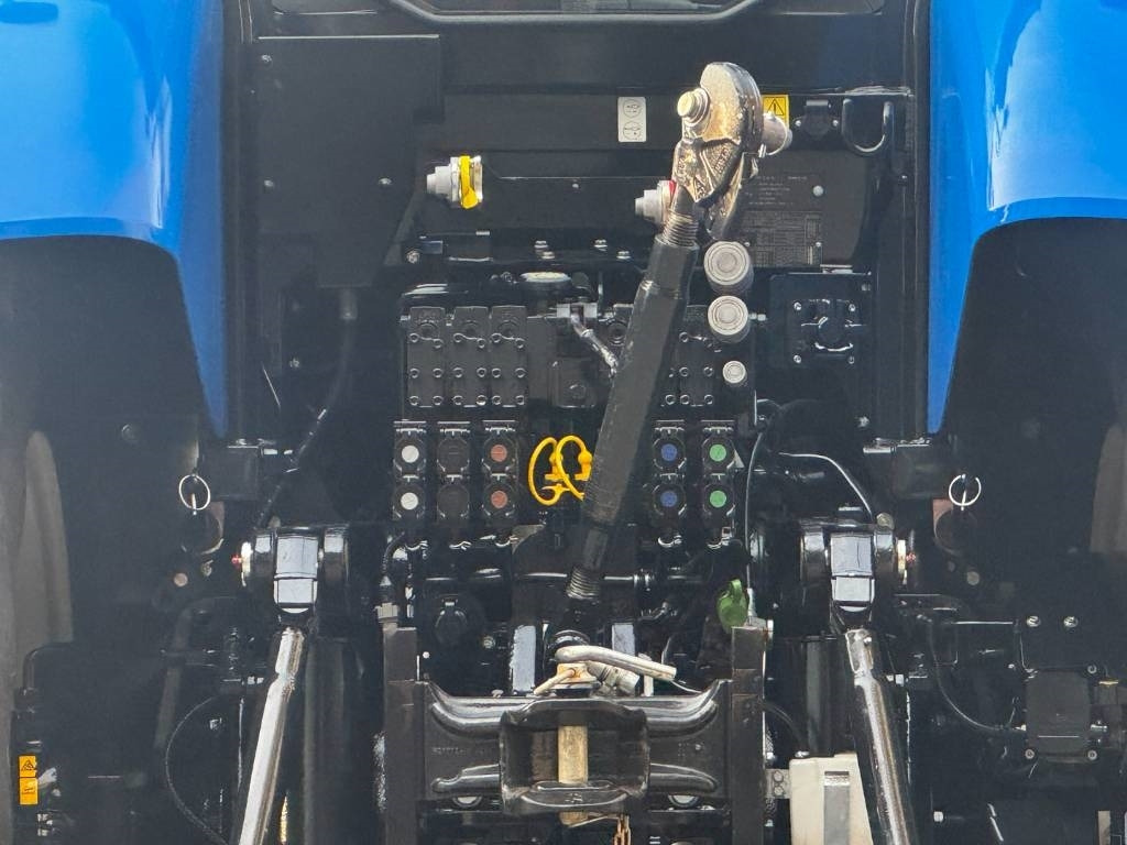 Tractor New Holland T7.270 Auto Command, frontlinkage + PTO,1091 hr: foto 14