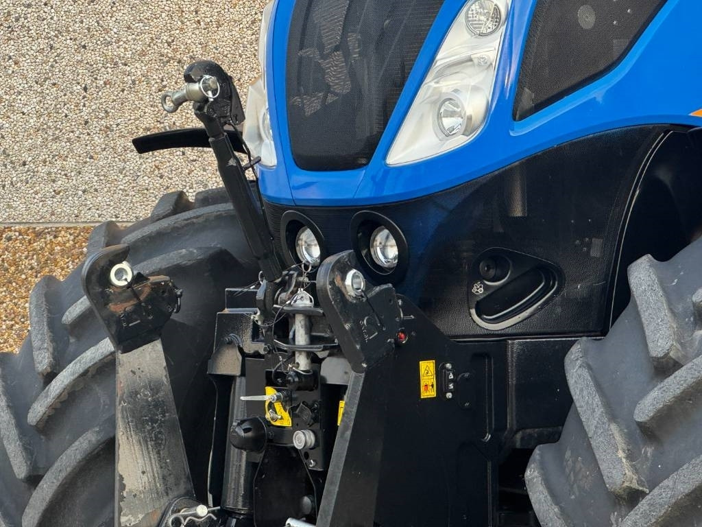 New Holland T7.270 Auto Command, frontlinkage + PTO,1091 hr - Tractor: foto 4 New Holland T7.270 Auto Command, frontlinkage + PTO,1091 hr - Tractor: foto 4