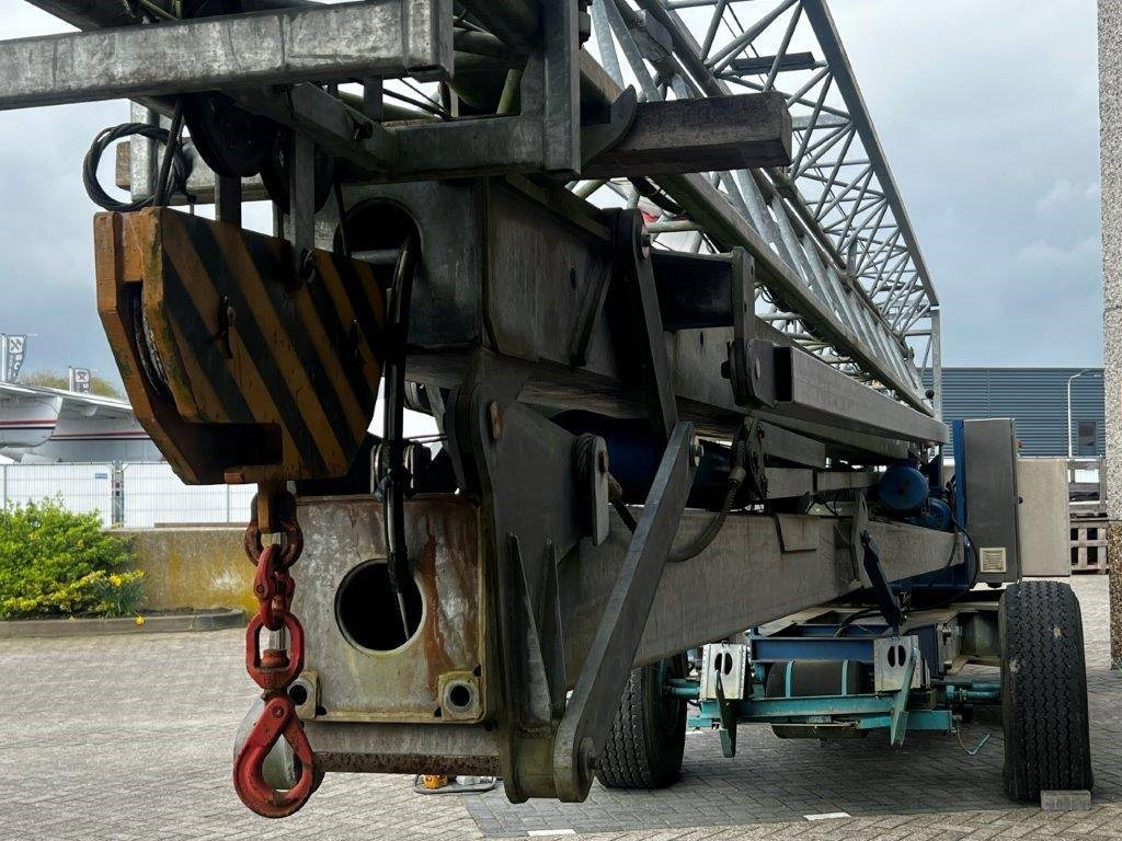 Leasing de Soima Construction crane SOIMA SGH 19x28 - 28 mete  Soima Construction crane SOIMA SGH 19x28 - 28 mete: foto 35