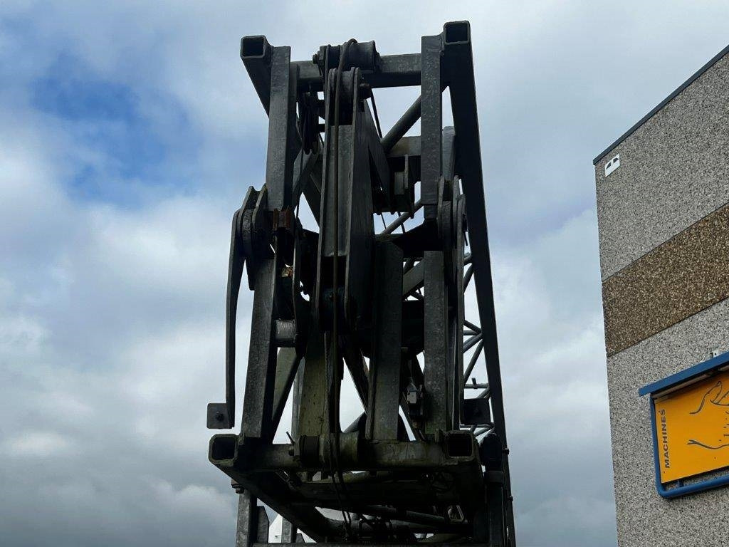 Leasing de Soima Construction crane SOIMA SGH 19x28 - 28 mete  Soima Construction crane SOIMA SGH 19x28 - 28 mete: foto 33