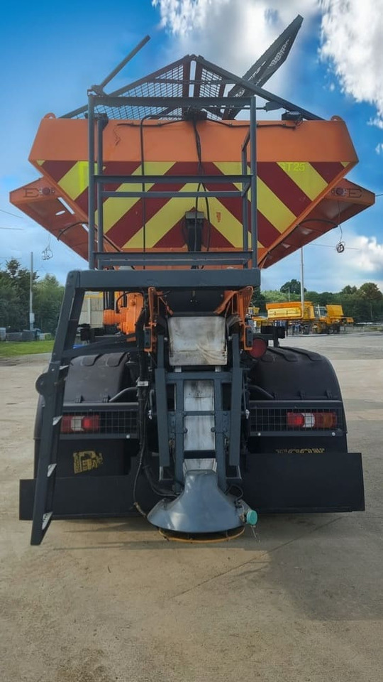 Camión Mercedes-Benz AROCS 3333 6x6: foto 10