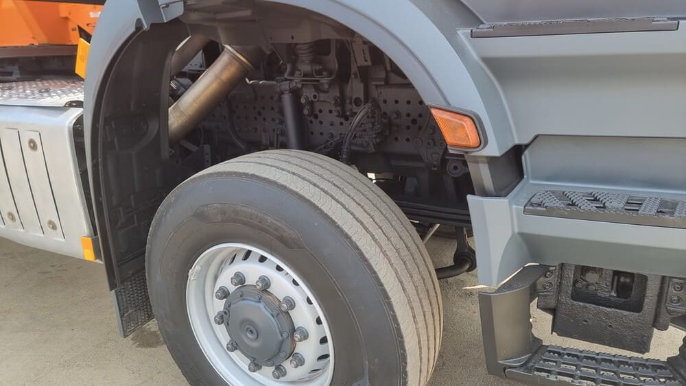 Camión Mercedes-Benz AROCS 3333 6x6: foto 6