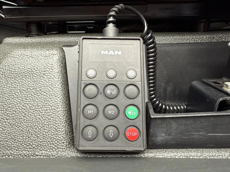 Camión portacontenedore/ Intercambiable MAN TGX 26.470 Haakarm VDL 21.T XLX Bed Fridge Smart Select Only 133.000KM!: foto 15 Camión portacontenedore/ Intercambiable MAN TGX 26.470 Haakarm VDL 21.T XLX Bed Fridge Smart Select Only 133.000KM!: foto 15