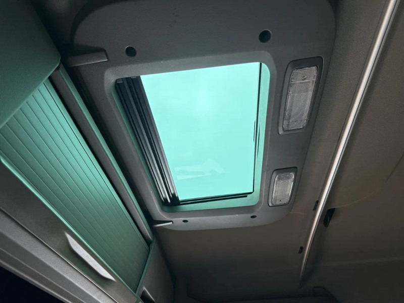 Camión portacontenedore/ Intercambiable MAN TGX 26.470 Haakarm VDL 21.T XLX Bed Fridge Smart Select Only 133.000KM!: foto 11 Camión portacontenedore/ Intercambiable MAN TGX 26.470 Haakarm VDL 21.T XLX Bed Fridge Smart Select Only 133.000KM!: foto 11