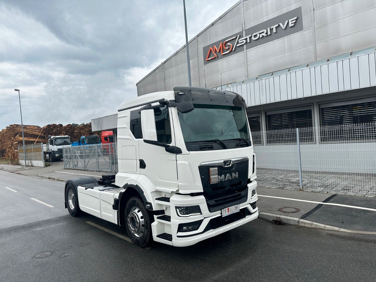 MAN TGS 18.440 4X2 BLS Kipphydraulik Klima LED - Cabeza tractora: foto 1 MAN TGS 18.440 4X2 BLS Kipphydraulik Klima LED - Cabeza tractora: foto 1